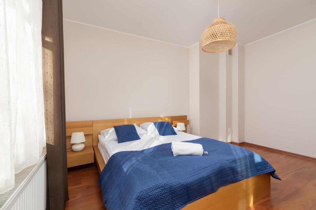 Kaszelewskiego By Renters Apartment *